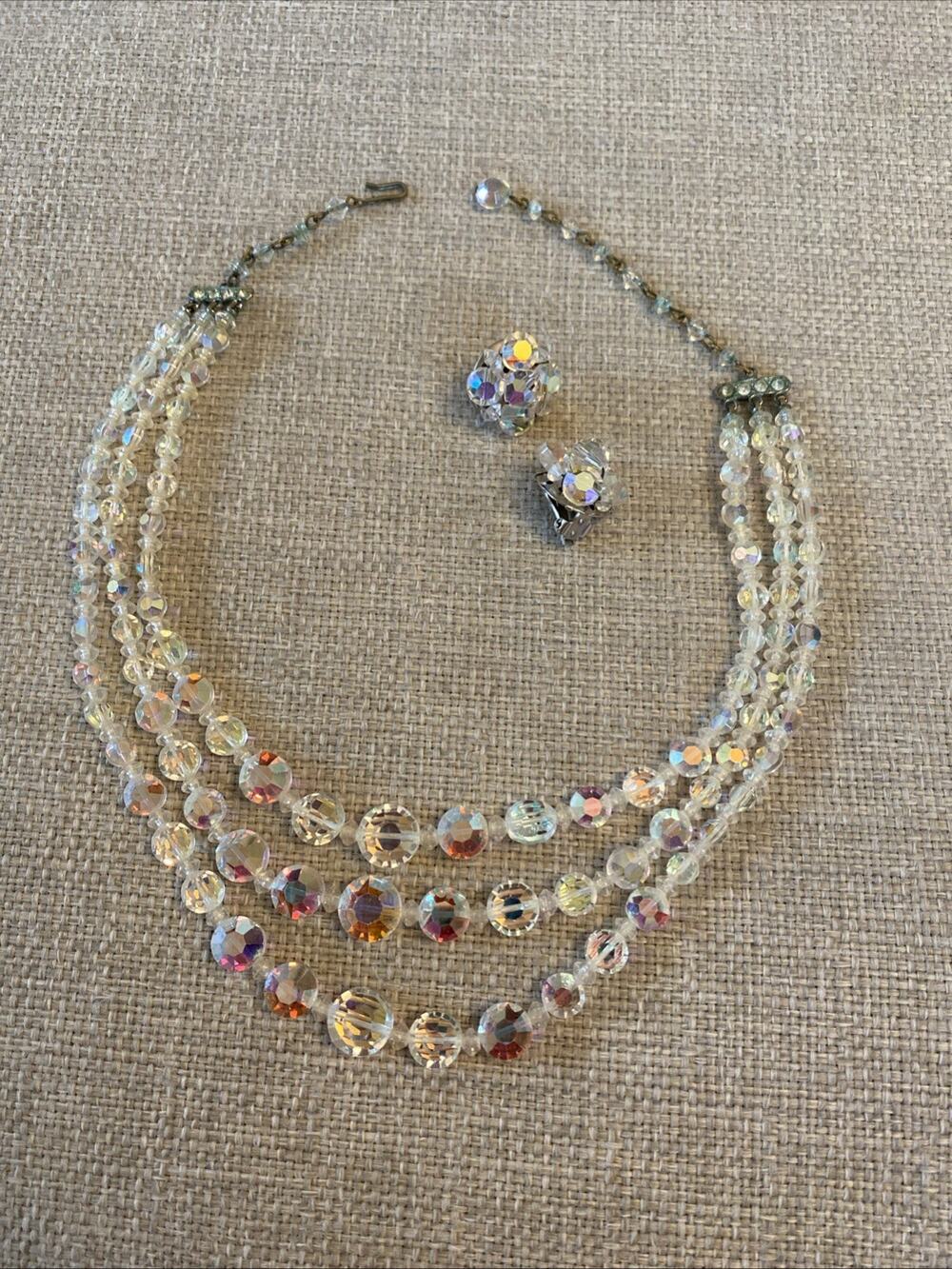 Vintage 50s Aurora Borealis Crystal Glass Bead Set Necklace Clip On Earrings